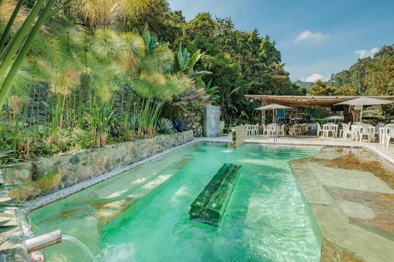 Hotel Termales Tierra Viva La Enea エクステリア 写真